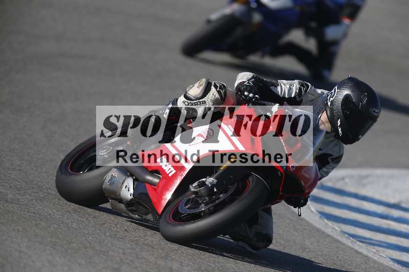 /Archiv-2024/01 26.-28.01.2024 Moto Center Thun Jerez/Gruppe gruen-green/258